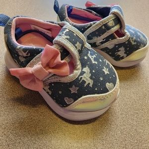 Super cute unicorn tennis shoes size 3 toddler